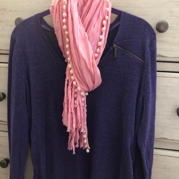 💜DKNY Shimmery Sweater!! - Picture 11 of 11